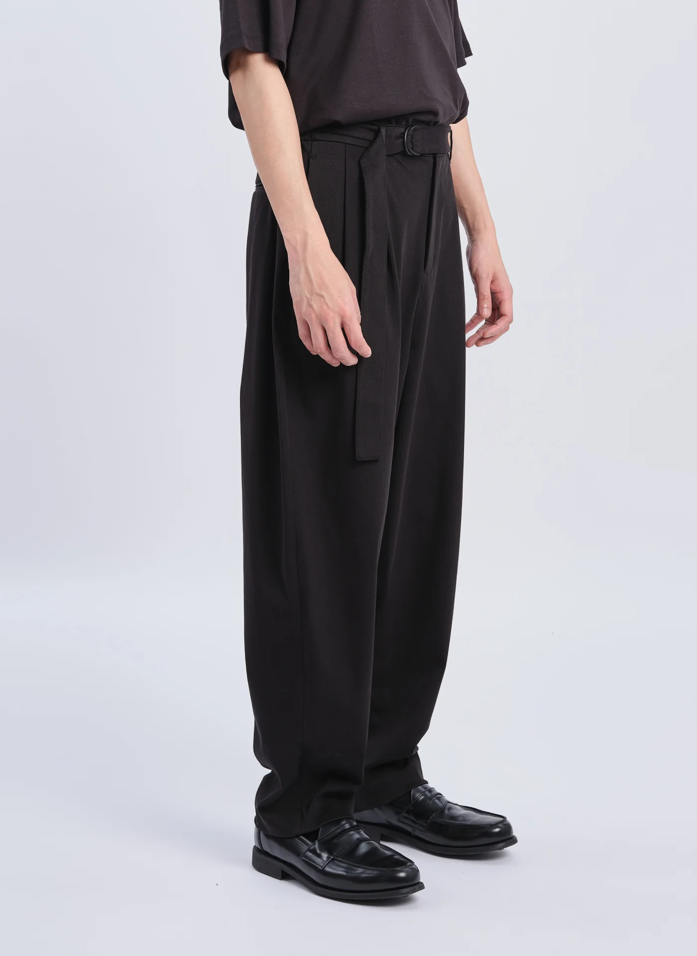 Wonder Shape (Move) Wide Tapered Pants (P-12)