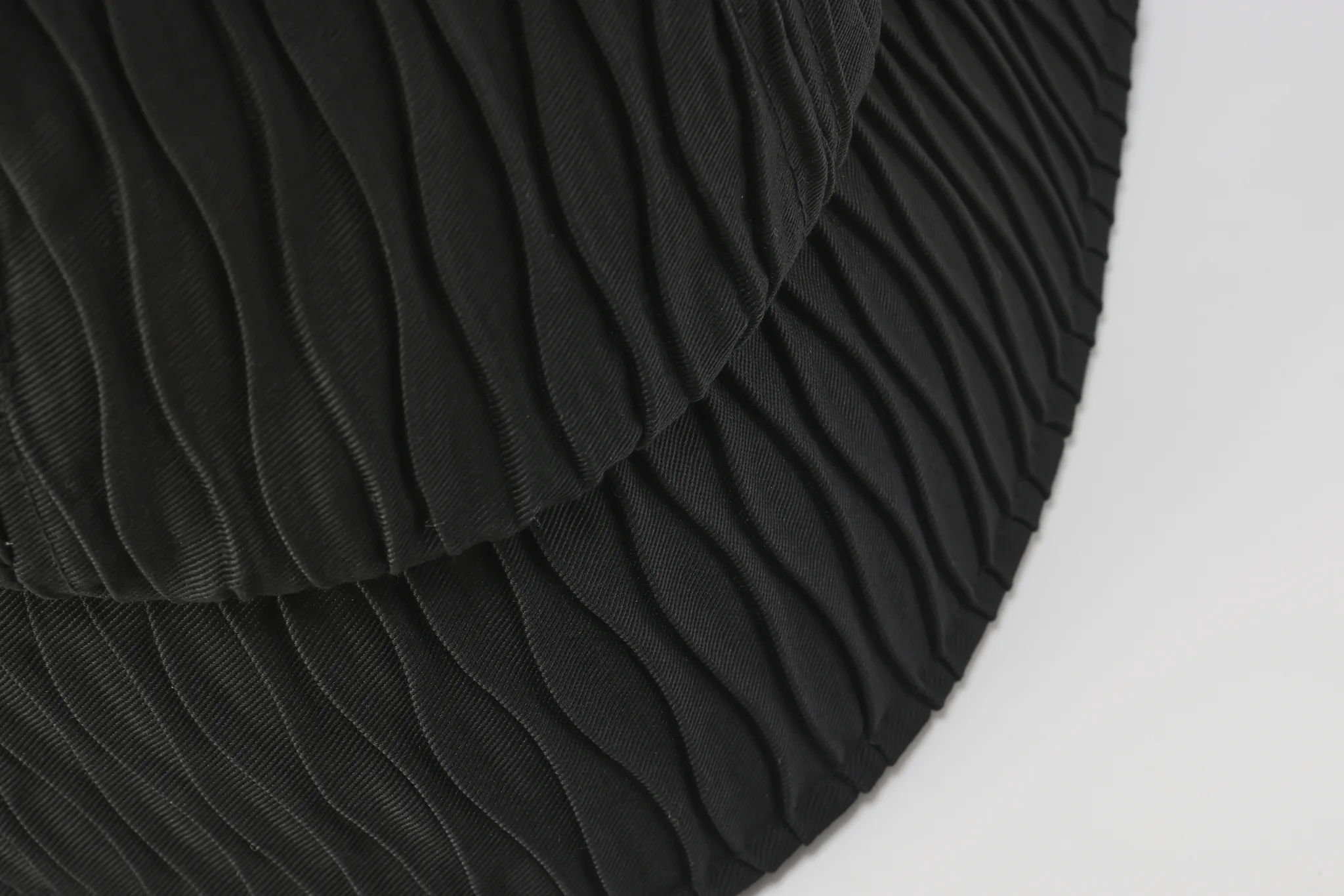 Wrinkled Beauty Tulip Hat