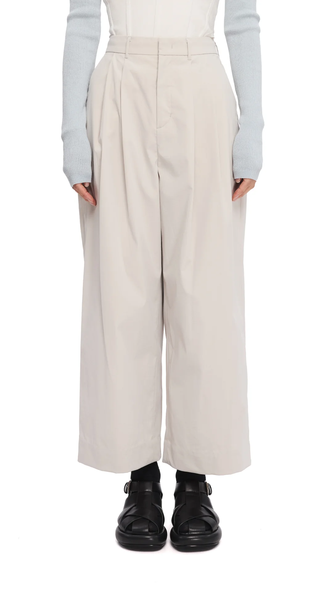 Wide-Leg Capri Pants