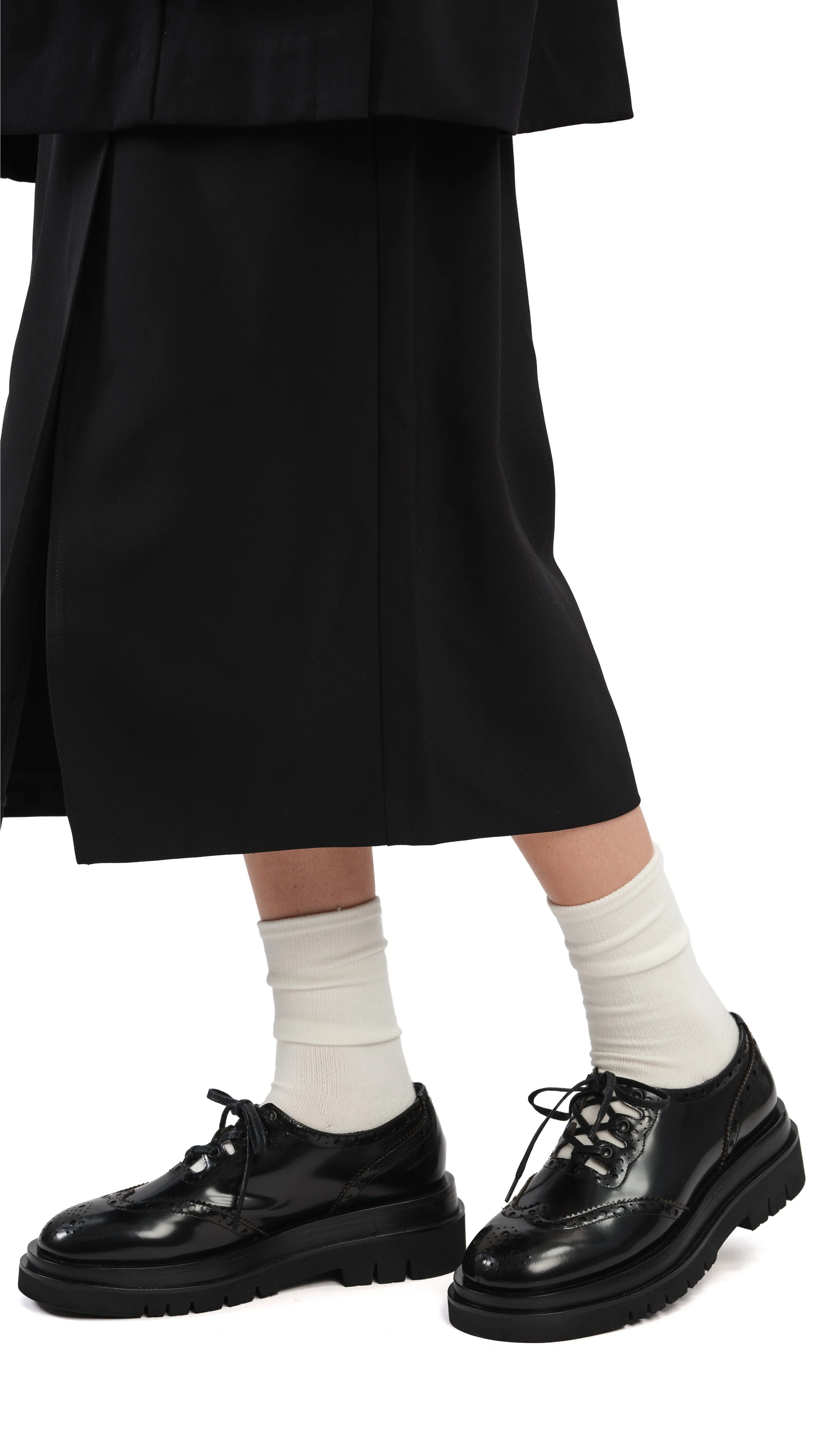 Leather Embellished Oxford Shoes - Hudung