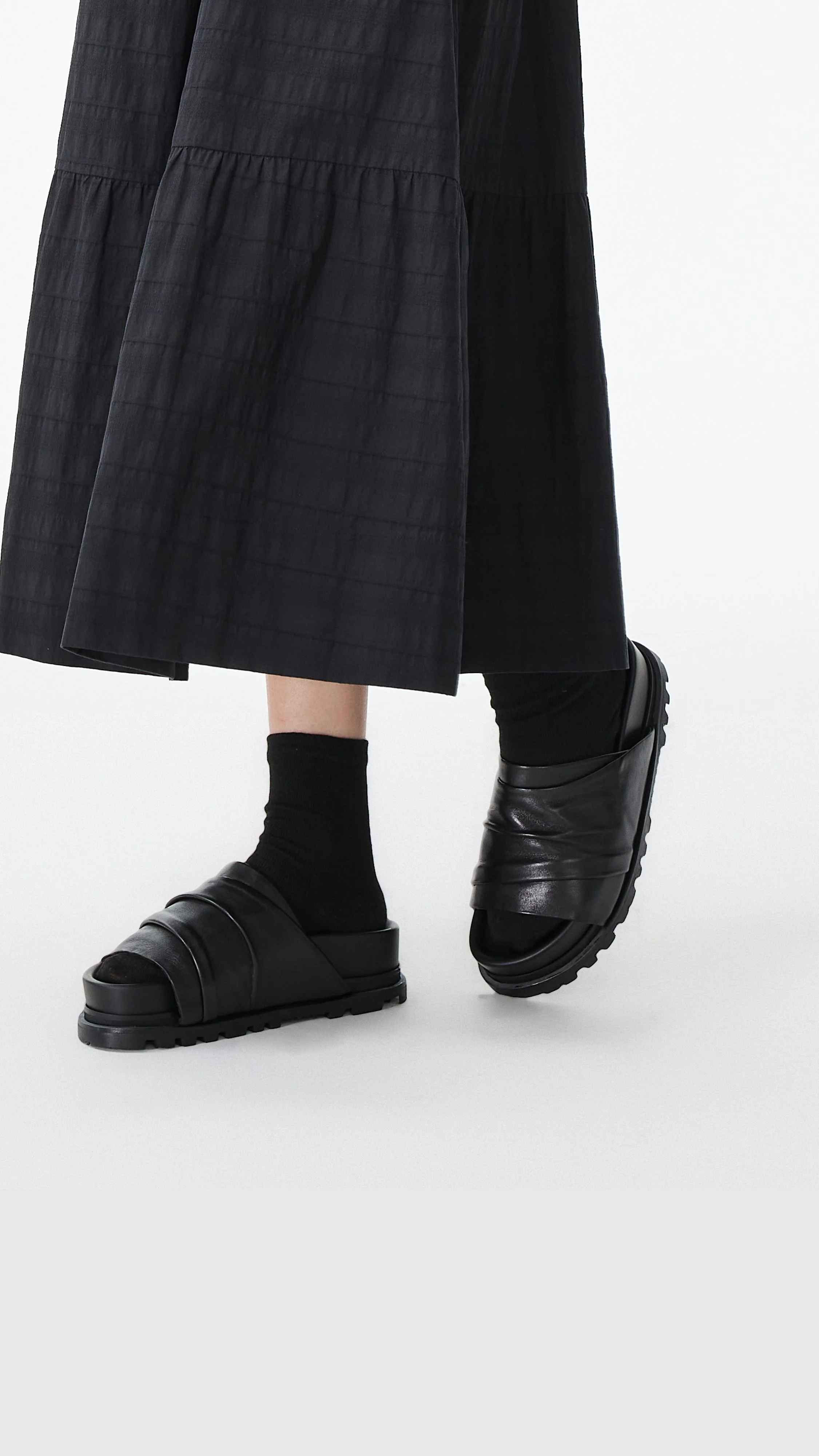 Leather Platform Slides - Hudung