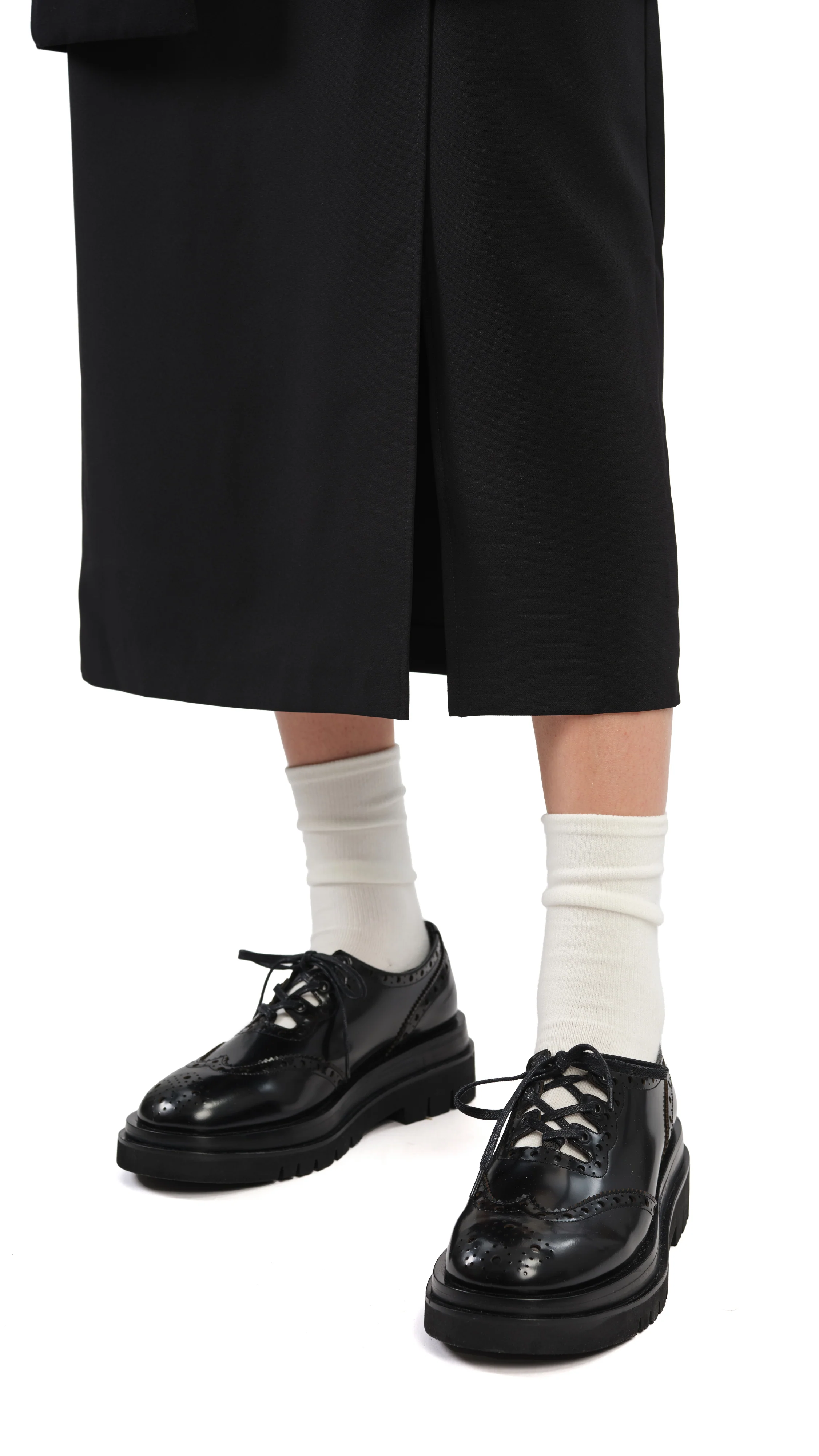 Leather Embellished Oxford Shoes - Hudung