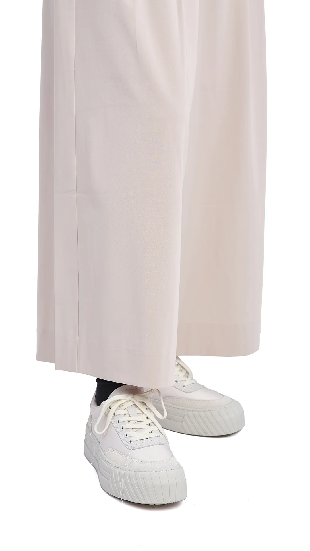 Platform Stitch Sneakers - Hudung