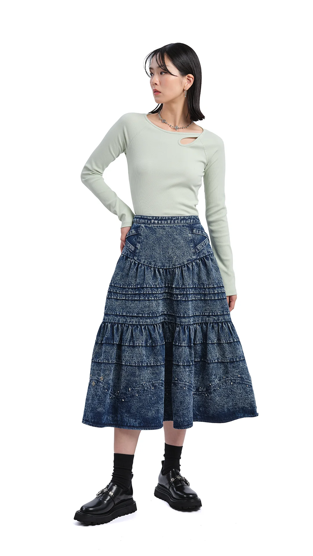 Stone-Washed Studded Denim Skirt - Hudung