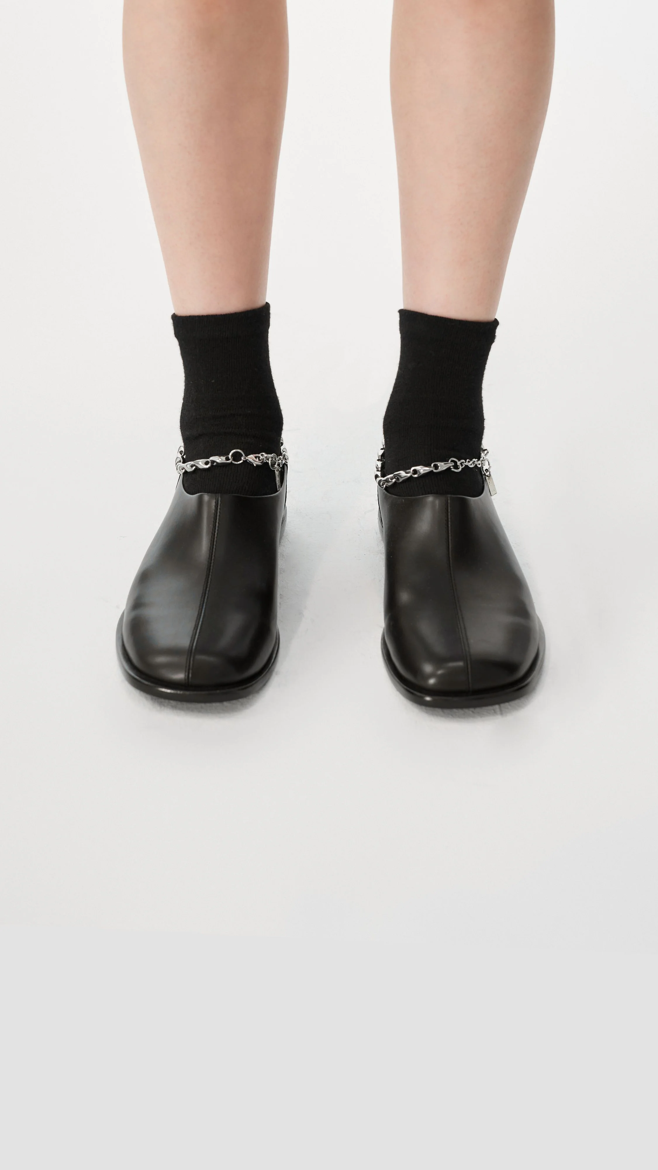 Leather Chain Flat - Hudung