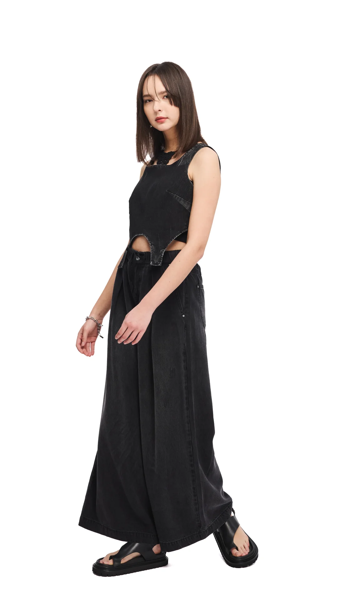 Ring Toe Ankle Strap Sandals - Hudung