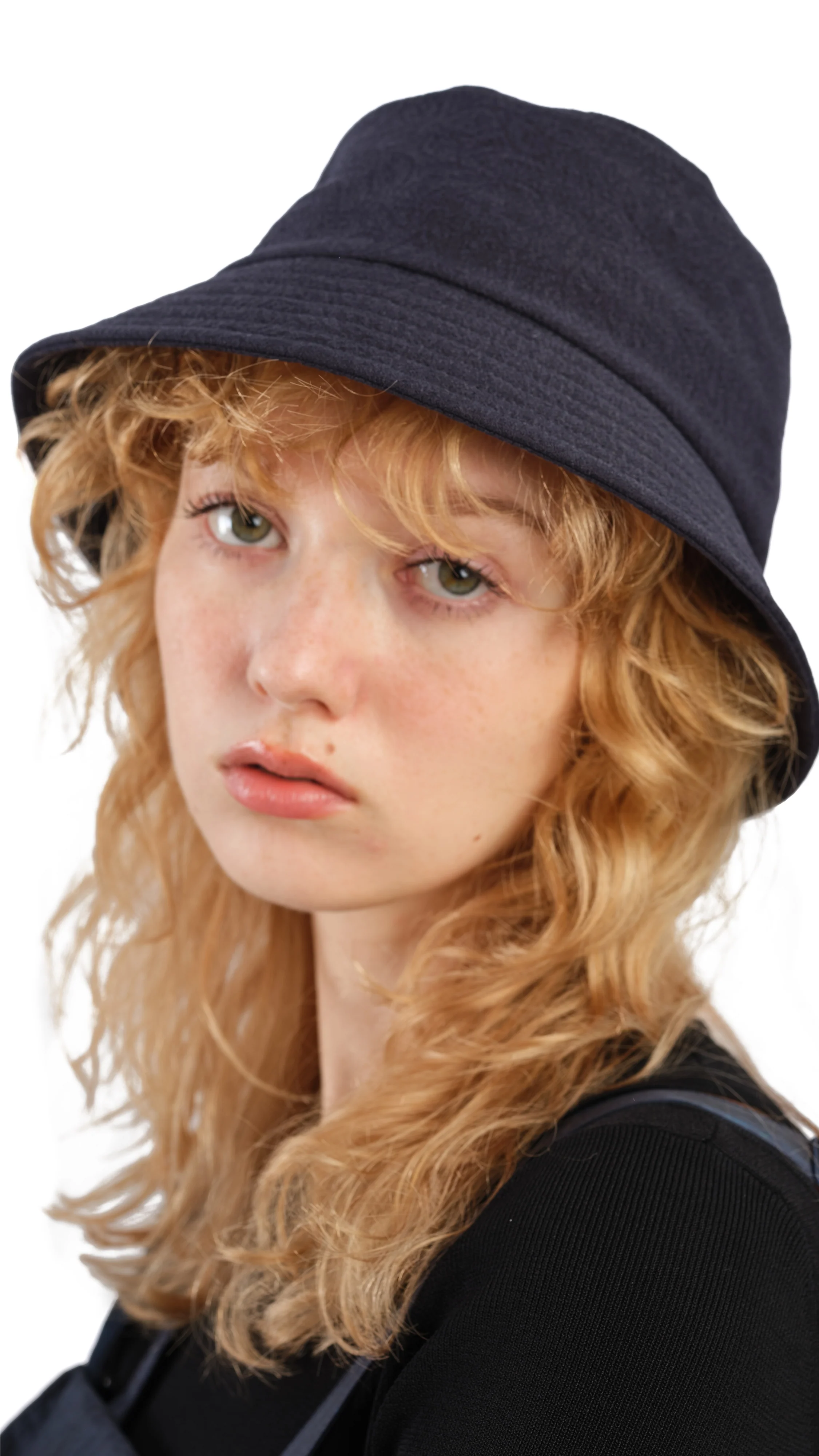 Wrinkling UFO Bucket Hat - Hudung